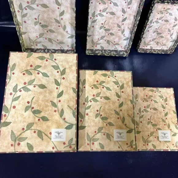 Set Of 3 Christmas Santa Nesting Gift Boxes Cardboard - Picture 6 of 16